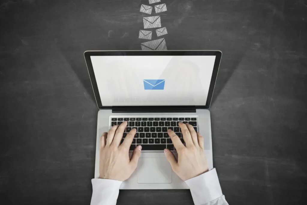 Sendind email from laptop